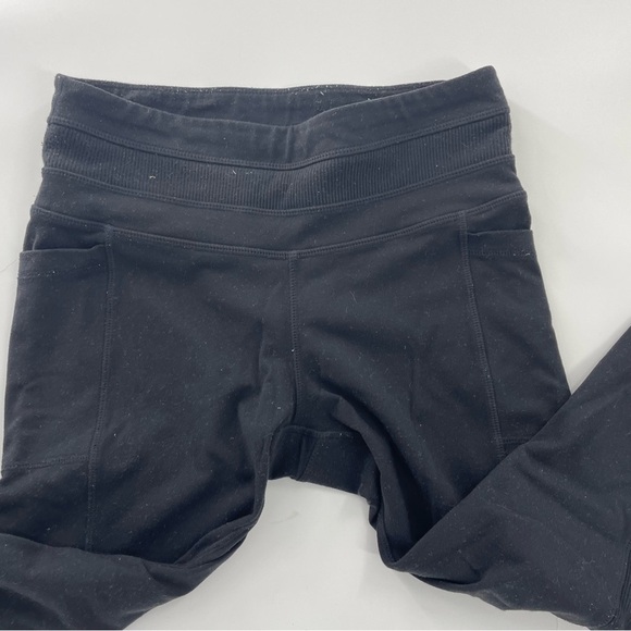 Athleta ribbed excursion leggings in black Double thigh pockets Midrise - Picture 13 of 13